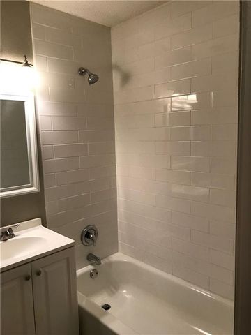 11314 E Thompson Street, Independence, MO 64054