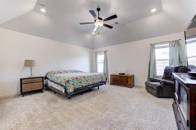 9200 Lupine Road, Yukon, OK 73099