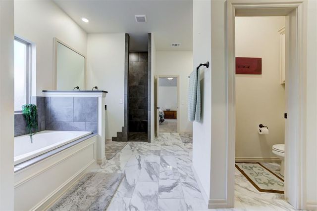 9200 Lupine Road, Yukon, OK 73099