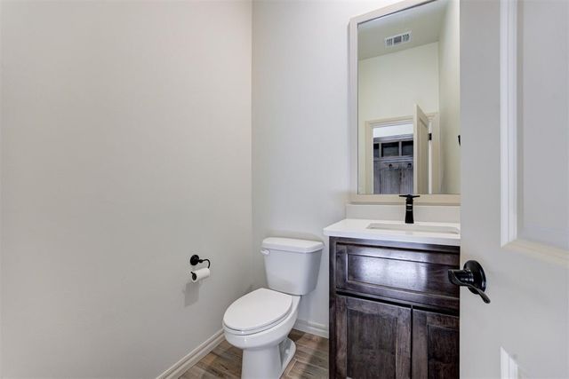 9200 Lupine Road, Yukon, OK 73099