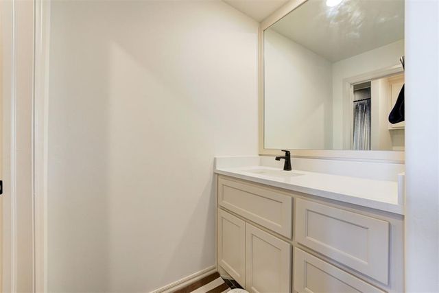 9200 Lupine Road, Yukon, OK 73099