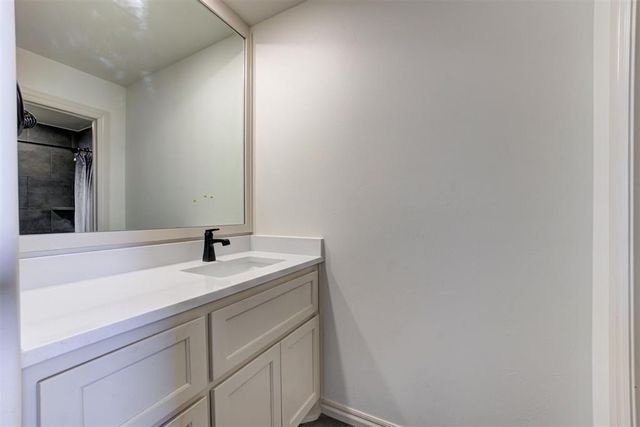 9200 Lupine Road, Yukon, OK 73099