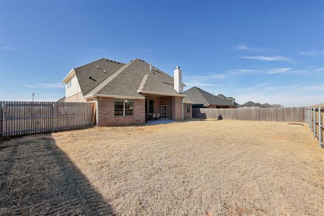 9200 Lupine Road, Yukon, OK 73099