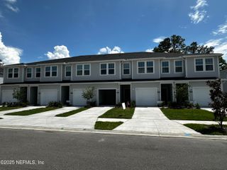 611 HOLLY LAKES Drive, Orange Park, FL 32073