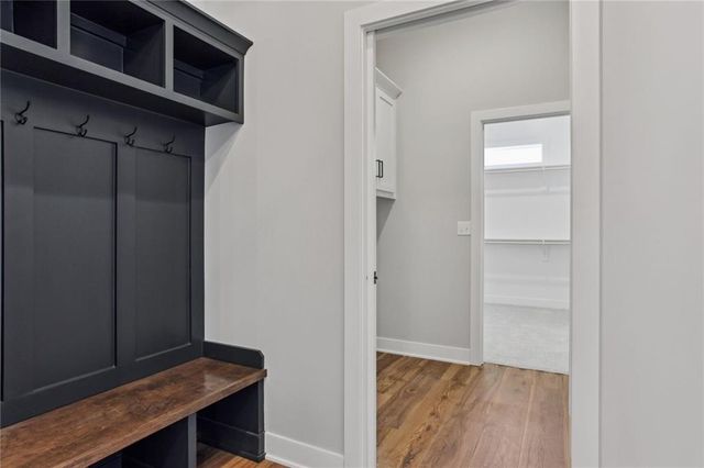 17008 W 172nd Ter Street, Olathe, KS 66062