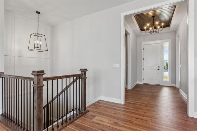 17008 W 172nd Ter Street, Olathe, KS 66062