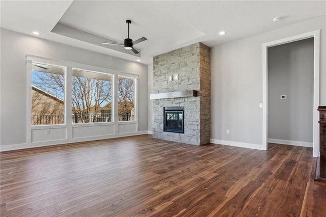 17008 W 172nd Ter Street, Olathe, KS 66062