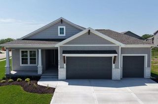 17008 W 172nd Ter Street, Olathe, KS 66062