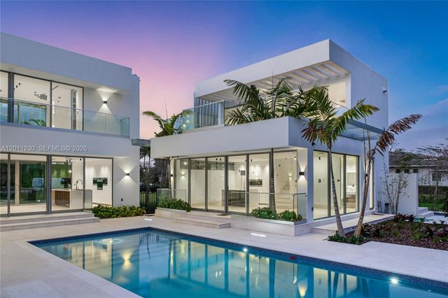 3280 Lake Ridge Lane, Weston, FL 33332