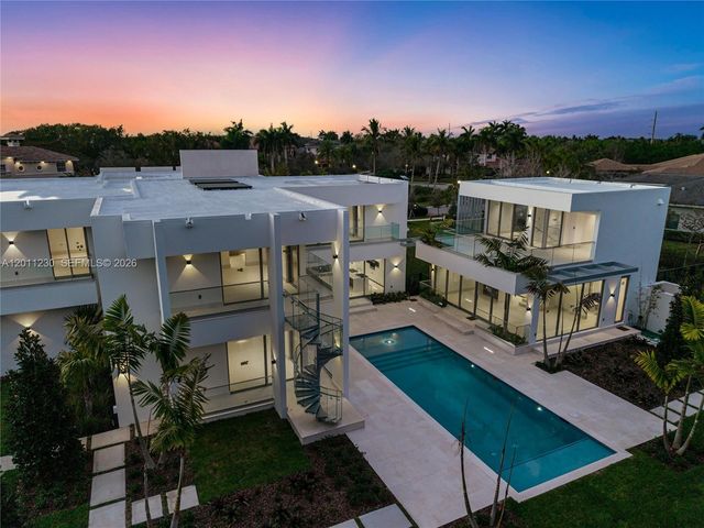 3280 Lake Ridge Lane, Weston, FL 33332