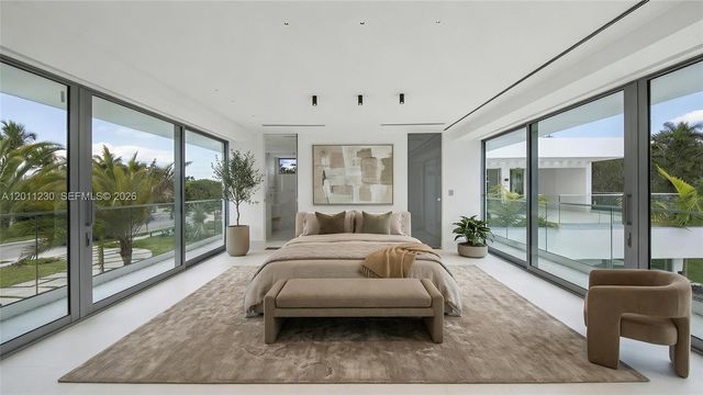 3280 Lake Ridge Lane, Weston, FL 33332
