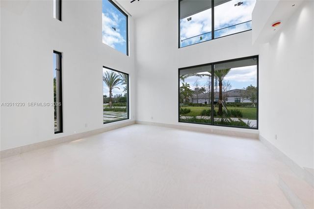 3280 Lake Ridge Lane, Weston, FL 33332