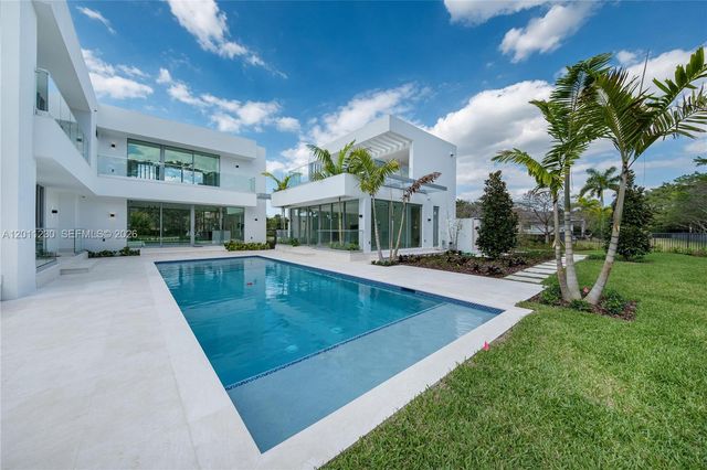 3280 Lake Ridge Lane, Weston, FL 33332