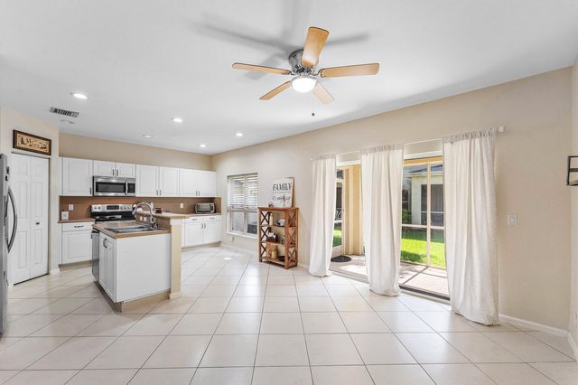 331 Spruce Street, Boynton Beach, FL 33426