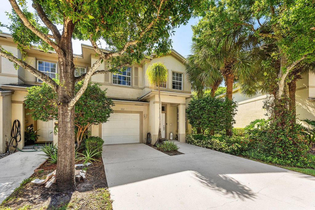 331 Spruce Street, Boynton Beach, FL 33426