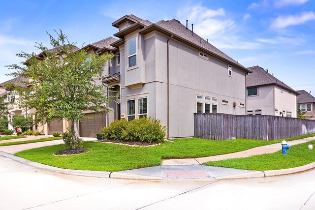 13204 Leighton Gardens Drive, Houston, TX 77077