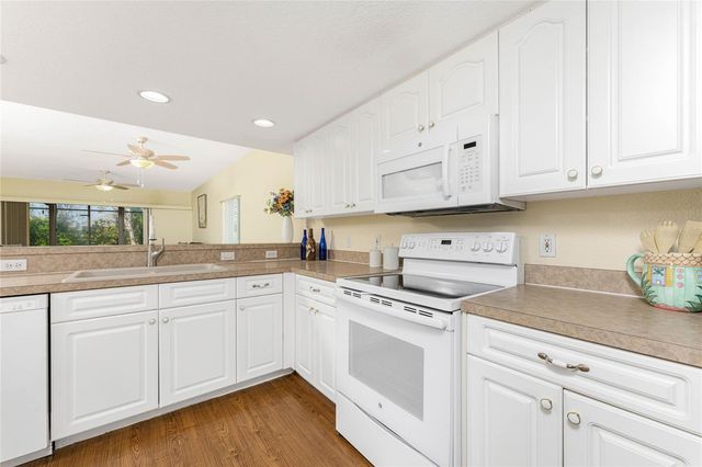 9600 FIDDLERS GREEN CIRCLE 109, Rotonda West, FL 33947