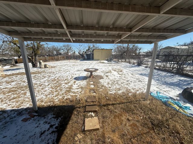 304 Neblett Street, Eastland, TX 76448