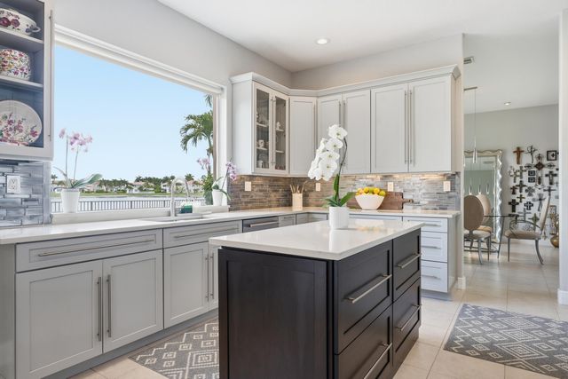 1332 Beacon Circle, Wellington, FL 33414