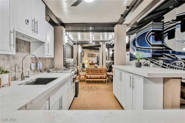 8175 Arville Street 348, Las Vegas, NV 89139