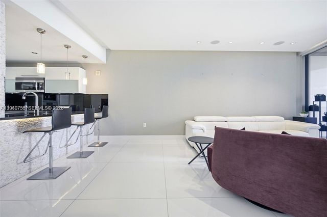 17121 Collins Avenue 1606, Sunny Isles Beach, FL 33160