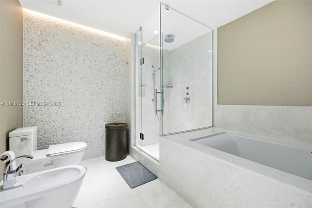17121 Collins Avenue 1606, Sunny Isles Beach, FL 33160