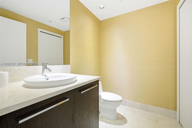 17121 Collins Avenue 1606, Sunny Isles Beach, FL 33160