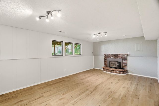2205 E 49th Ave, Spokane, WA 99223