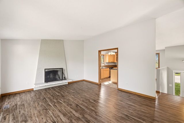 2205 E 49th Ave, Spokane, WA 99223