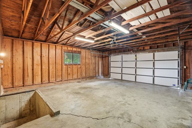 2205 E 49th Ave, Spokane, WA 99223