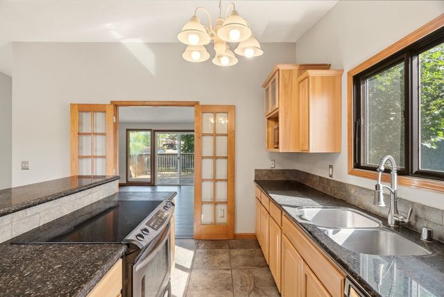 2205 E 49th Ave, Spokane, WA 99223