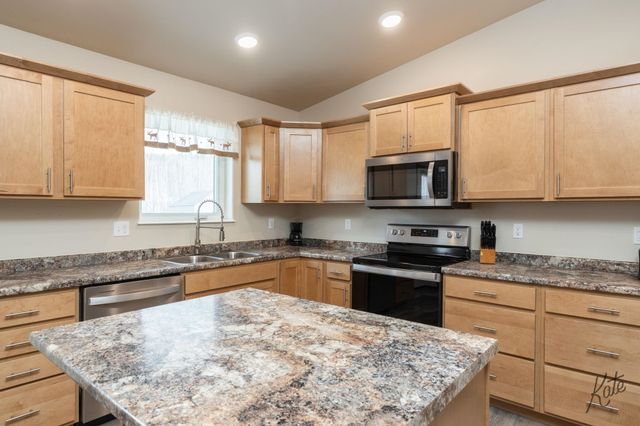 1472 JOYCE DRIVE, Fairbanks, AK 99701