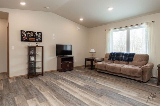 1472 JOYCE DRIVE, Fairbanks, AK 99701