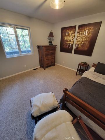 27831 Rainbow, Lake Arrowhead, CA 92352