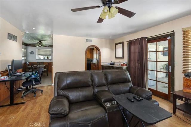 726 W Hacienda, Corona, CA 92882