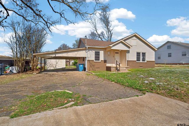 404 Rogers Ave, Henderson, TX 75654