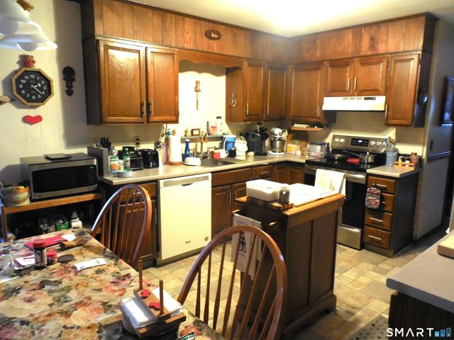 45 Lake Street, Wolcott, CT 06716