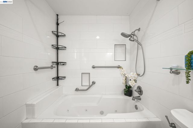 1435 Bouret Dr, San Jose, CA 95118