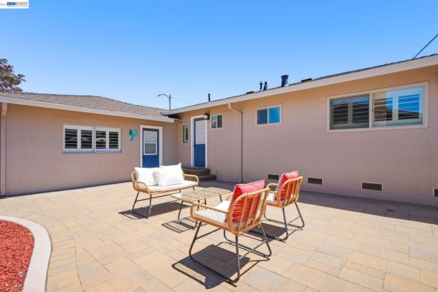1435 Bouret Dr, San Jose, CA 95118