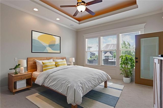 9702 Shady Bend Circle, Lenexa, KS 66227