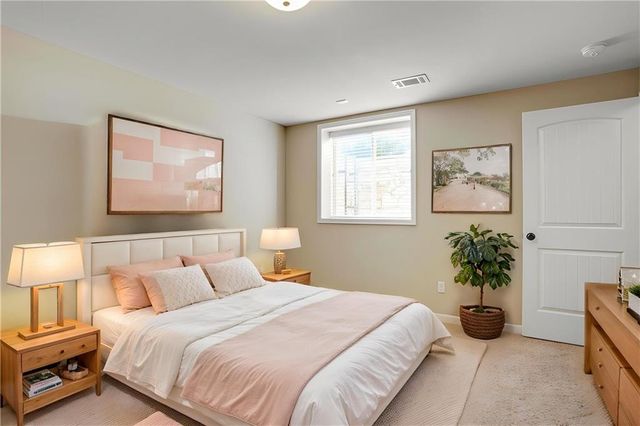 9702 Shady Bend Circle, Lenexa, KS 66227