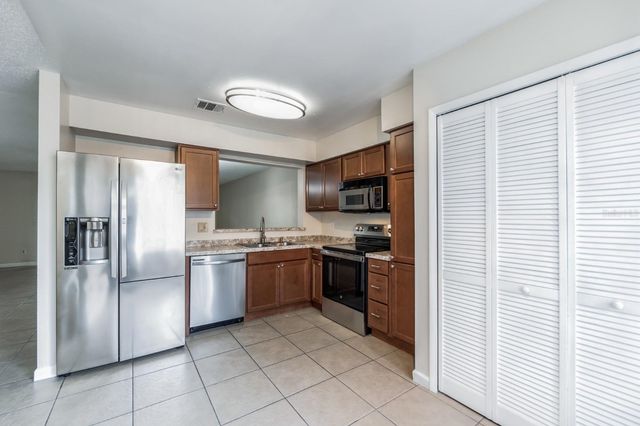 2748 CANDLEWOOD COURT, Apopka, FL 32703