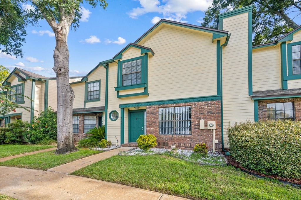 2748 CANDLEWOOD COURT, Apopka, FL 32703