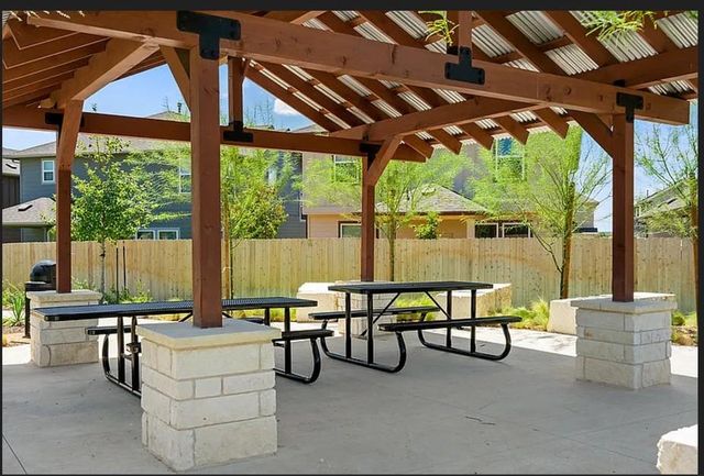 3200 College Park DR 111, Round Rock, TX 78665