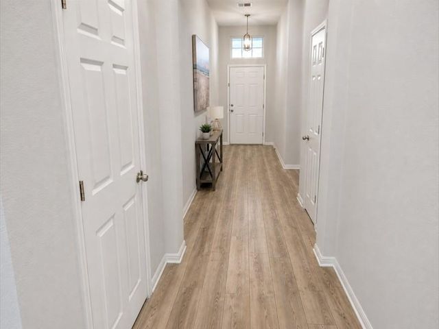 3200 College Park DR 111, Round Rock, TX 78665