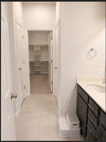 3200 College Park DR 111, Round Rock, TX 78665