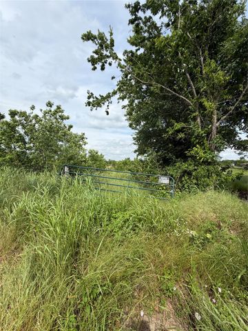 9774 N State Highway 78, Ravenna, TX 75476