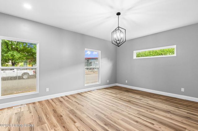 615 Myrtle St, Louisville, KY 40208