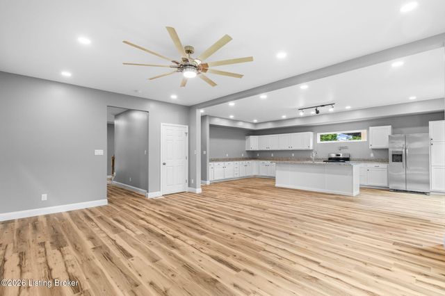 615 Myrtle St, Louisville, KY 40208