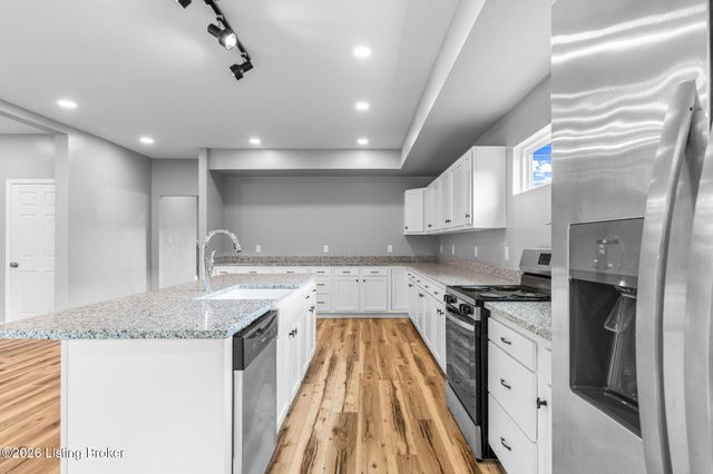 615 Myrtle St, Louisville, KY 40208